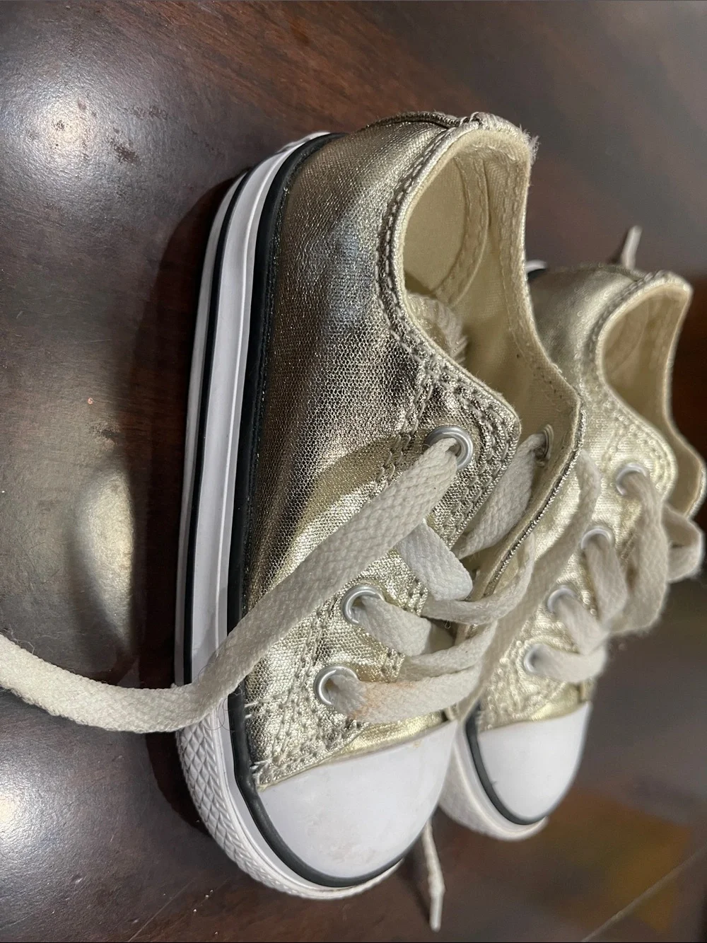 Converse classic low